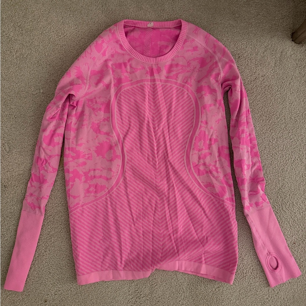 Lululemon Seamless Long Sleeve Top – Pink Camo – Size 10
